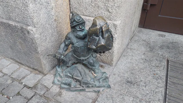 Gwaruś Dwarf