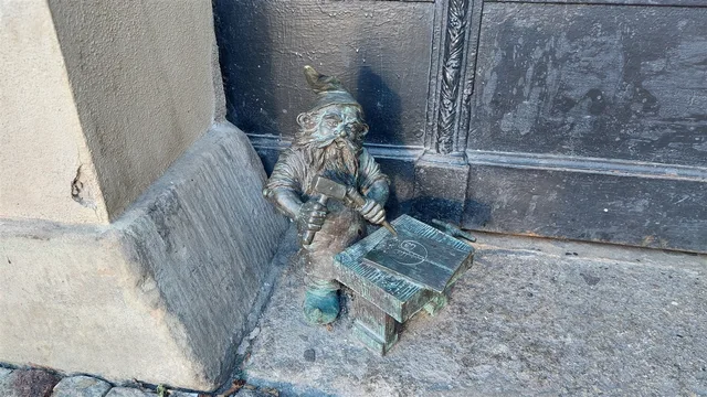 Гном мастер