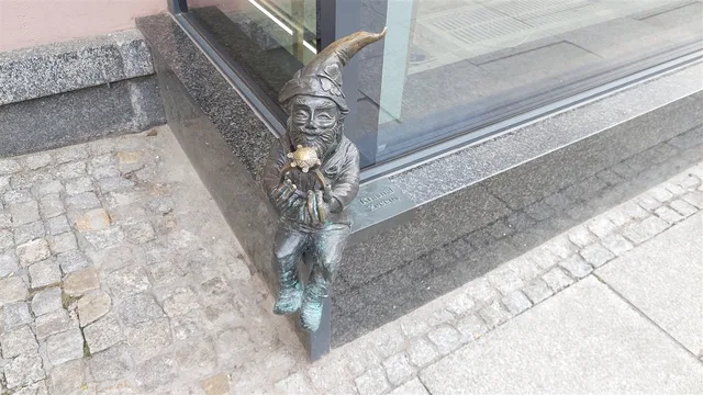 Nain Zeccuś